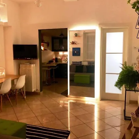 Beachfront, Private Garden, Central Area, Private Entrance
